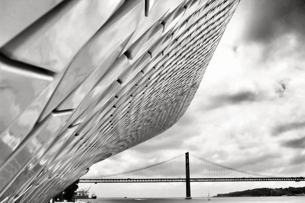 Lissabon Portugal April 2021 Schöne Und Abstrakte Moderne Keramikfassade Des — Stockfoto