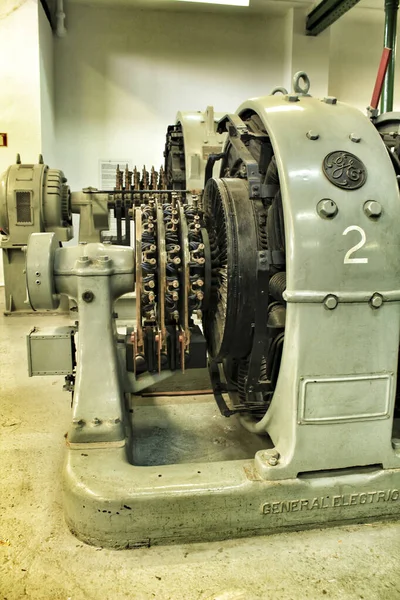 Lissabon Portugal Juni 2018 Gamla Svarta Vintage Elektriska Transformatorer Fabrik — Stockfoto