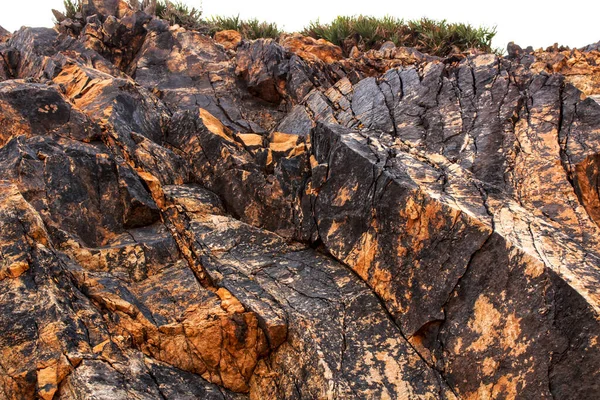 Färgglada Stenstrukturer Och Mineraler Från Ett Berg Rodalquilar Almeria Spanien — Stockfoto