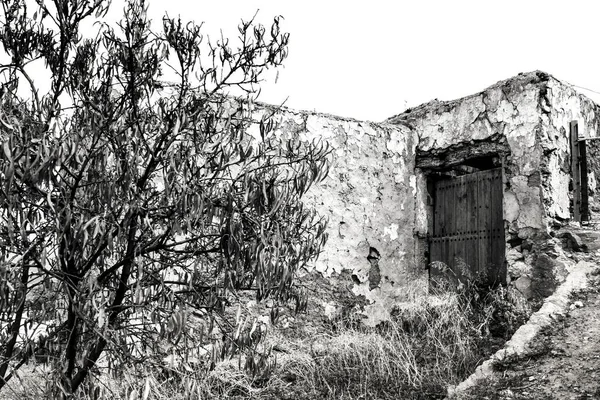 Velha Casa Abandonada Uma Pequena Aldeia Espanha — Fotografia de Stock