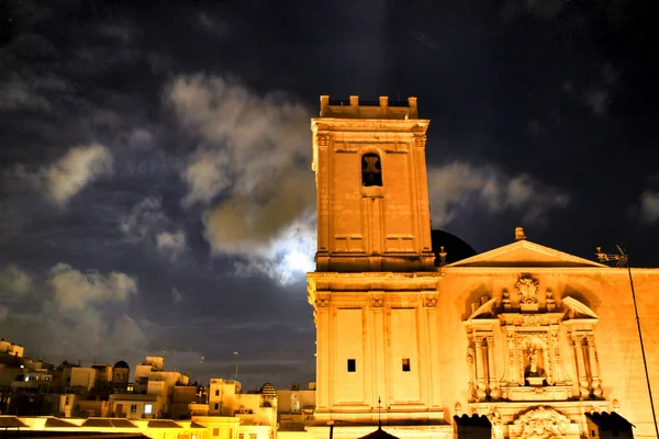 Prachtige Santa Maria Kerk Gevel Een Volle Maan Nacht Elche — Stockfoto