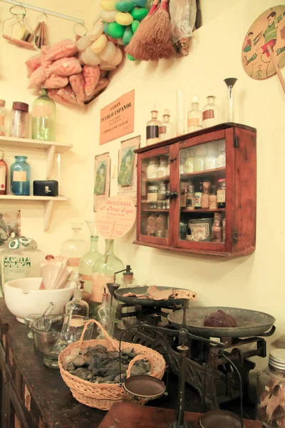 Elche Alicante Spain March 2021 Vintage Perfumery Drugstore Life Size — 스톡 사진