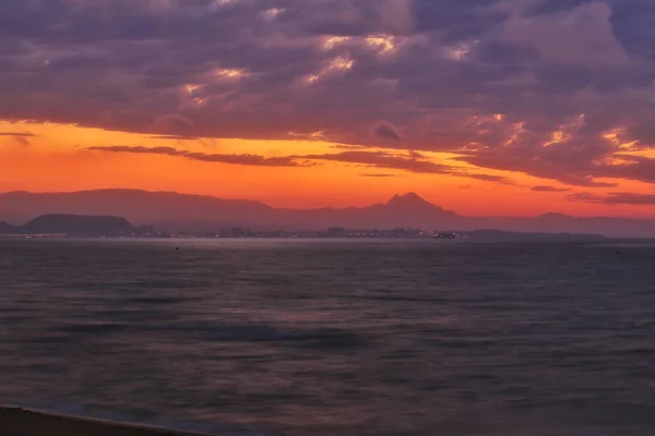 Восход Солнца Пляже Розового Золотистого Цветов Ареналес Дель Соль Аликанте — стоковое фото