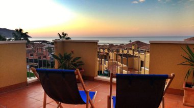 Güney İspanya, Cartagena 'daki sahil dairesinden körfezin manzarası