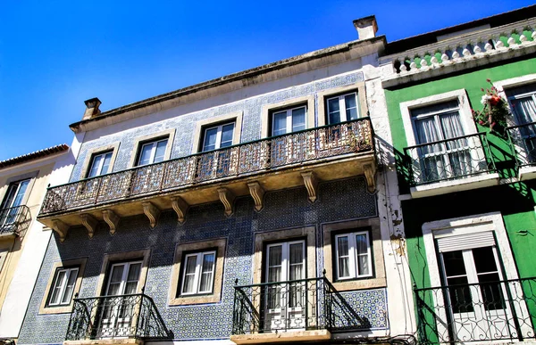 Antiguas Casas Colores Calles Lisboa Portugal Primavera Majestuosas Fachadas Viejas — Foto de Stock