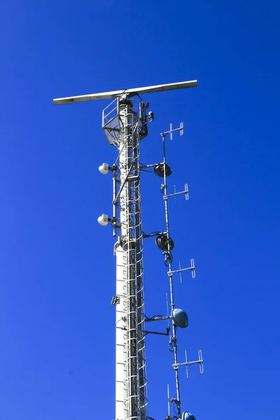 Antenas Telecomunicações Localizadas Porto Cacilhas Lisboa — Fotografia de Stock