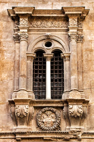 Fenster Und Steindetails Der Hauptfassade Der Kathedrale Von Murcia — Stockfoto