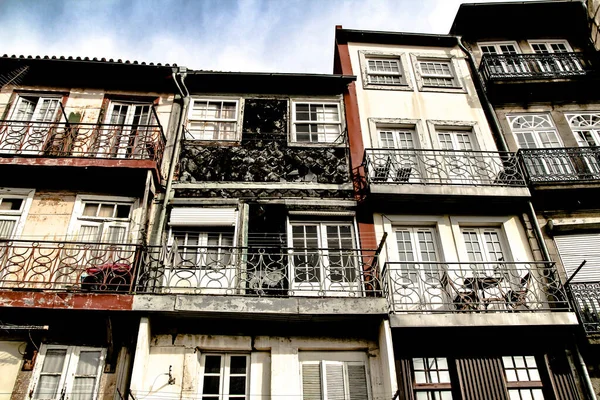 Schöne Und Alte Bunt Gekachelte Fassaden Der Stadt Porto Januar — Stockfoto