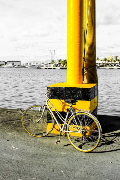 Bicicleta Vintage Junto Mar Muelle Santa Pola Alicante España — Foto de Stock