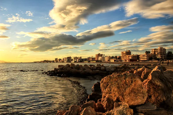 Céu Mar Coloridos Bonitos Pôr Sol Santa Pola Uma Pequena — Fotografia de Stock