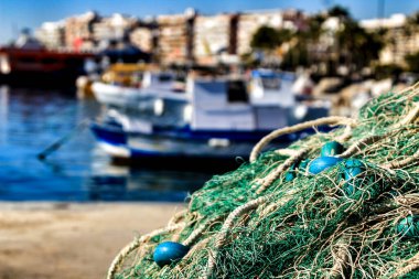 Santa Pola limanındaki balıkçılık ağları, Alicante