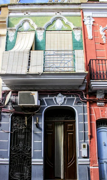 Facciate Colorate Vecchi Edifici Nel Quartiere Cabanyal Valencia Spagna — Foto Stock