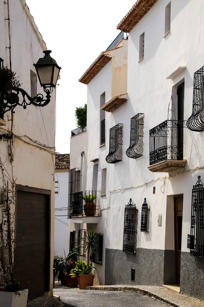 Calles Estrechas Hermosas Fachadas Encaladas Altea Village Alicante España — Foto de Stock