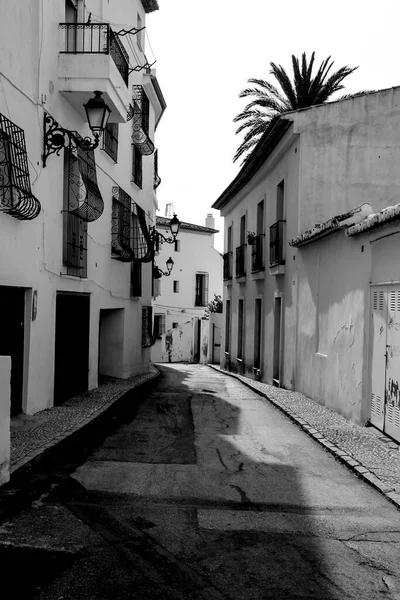 Rues Étroites Belles Façades Blanchies Chaux Dans Village Altea Alicante — Photo