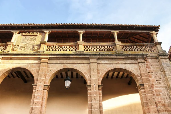 Lindo Colossal Alpendre Casa Renascentista Rua Alcaraz Castela Mancha Espanha — Fotografia de Stock