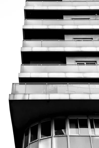 Immeuble Colossal Nombreux Appartements Alicante Espagne Photo Monochrome — Photo