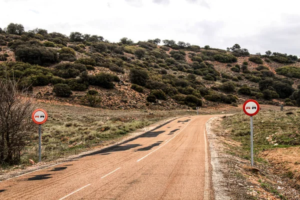 Route Solitaire Avec Panneau Signalisation Rapide Espagne — Photo