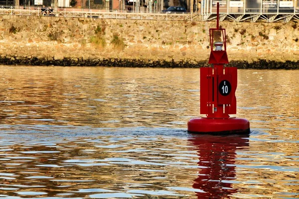 Červený Signalizační Maják Plovoucí Řece Douro Portu Promenáda Pozadí — Stock fotografie