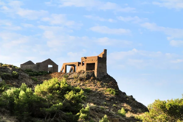 スペインのムルシア州 カルタヘナ県のラ ユニオン村の鉱山の放棄された建物の遺跡 — ストック写真