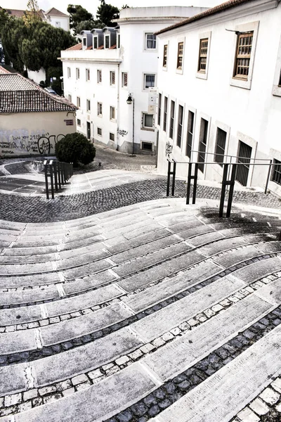 Lisabon Portugal Června 2018 Staré Barevné Domy Ulice Lisabonu Portugalsko — Stock fotografie