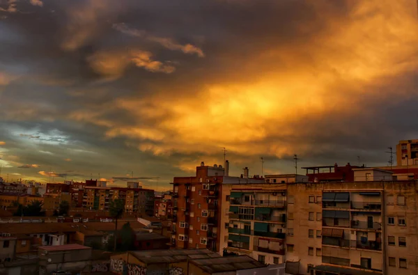 Valencia Spagna Giugno 2021 Colorato Cielo Arancione Dopo Tempesta Valencia — Foto Stock