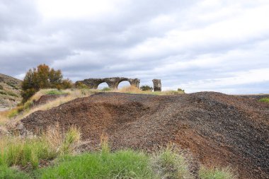 Villaricos kasabası, Endülüs, İspanya 'daki İcat Dökümhanesi' ndeki viyadük kalıntıları