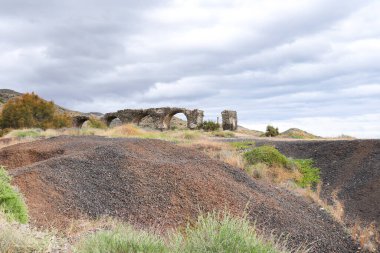 Villaricos kasabası, Endülüs, İspanya 'daki İcat Dökümhanesi' ndeki viyadük kalıntıları