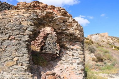 Cuevas de Almanzora, Almerya, İspanya 'daki Villaricos kasabasındaki The Shell Cove' daki dökümhane kalıntıları.