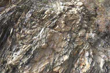 Cuevas de Almanzora, Almerya, İspanya 'daki Villaricos kasabasının kayalıklarında mineraller ve kayalıklar