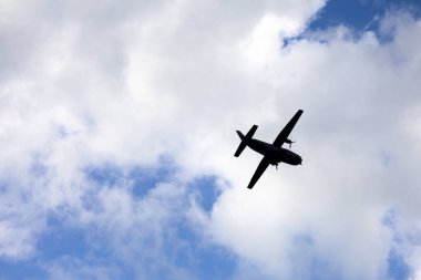 Santa Pola, Alicante, İspanya - 16 Ocak 2026: Santa Pola kasabasındaki İspanyol Hava ve Uzay Kuvvetleri Paraşüt Sergisi Uçağı