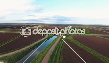 Çiftlik topraklarını havadan görünümü