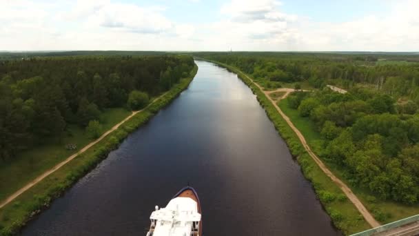 Crucero en el río.Vista aérea — Vídeos de Stock