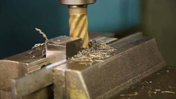 Metal milling machine — Stock Video