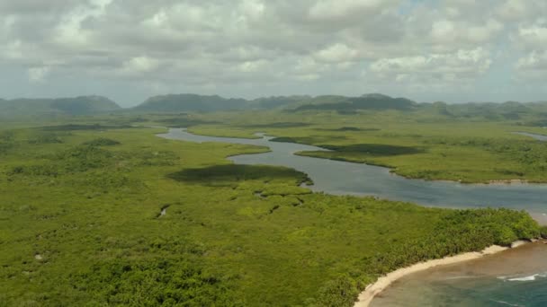 Isla de Siargao con colinas y montañas, Filipinas. — Vídeos de Stock