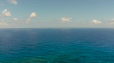 Deniz manzarası, mavi deniz, bulutlu gökyüzü, hava manzarası