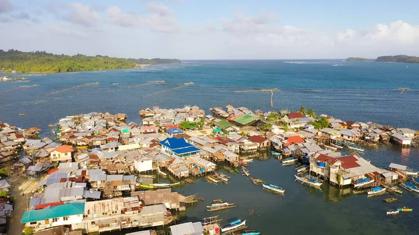 Fishing village in the Philippines. Mindanao — Stock Image Fishing village in the Philippines. Mindanao Stock Image