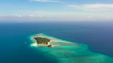 Küçük Liguid Adası, Filipinler, Mindanao.