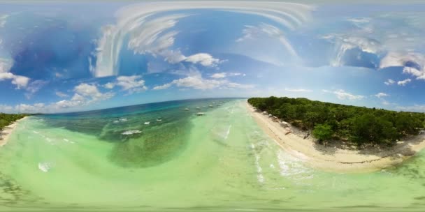 Plage de sable et mer tropicale. Île de Panglao, Philippines. Vue à 360 degrés. — Video