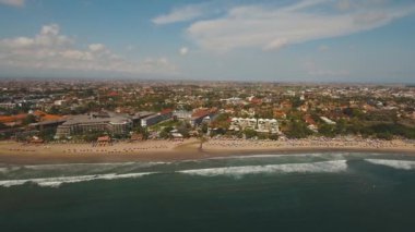 Hava manzaralı güzel sahil, Bali, Kuta.