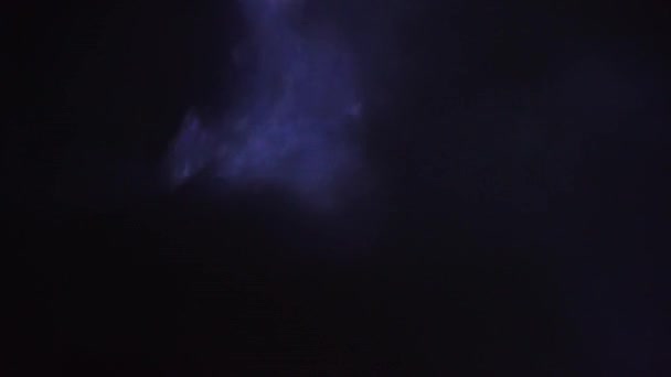 Fuoco azzurro di zolfo del vulcano Monte Kawah Ijen. — Video Stock