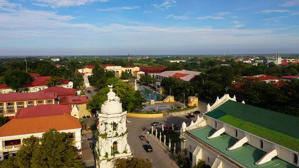 Vigan Stadt bei sonnigem Wetter, Luftaufnahme. — Stockfoto