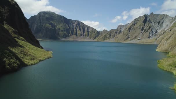 Lago da cratera Pinatubo, Filipinas, Luzon. — Vídeo de Stock