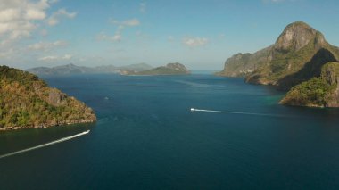 Tropik adaları olan deniz burnu El Nido, Palawan, Filipinler