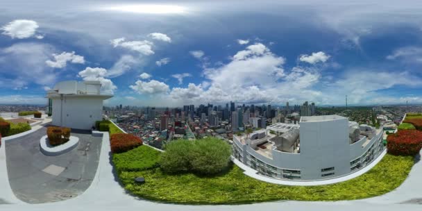 Manila, a capital das Filipinas com arranha-céus. Realidade Virtual 360 — Vídeo de Stock