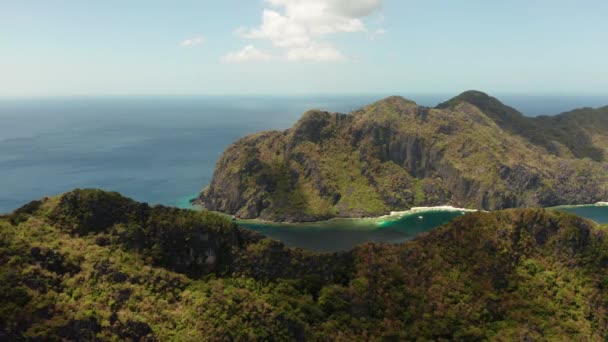 Seascape s tropickými ostrovy El Nido, Palawan, Filipíny — Stock video