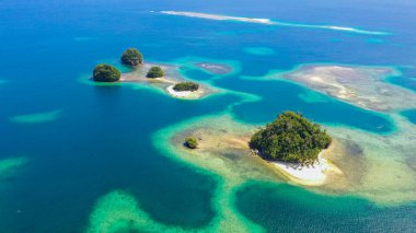 Britanya Adaları Grubu. Surigao Del Sur, Mindanao, Filipinler.