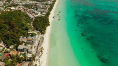 Beyaz kumlu plajlı Boracay Adası, Filipinler