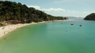 Filipinler, El Nido 'daki Las Cabanas Plajı