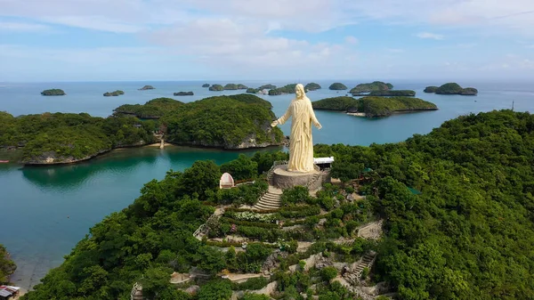 Yüz Ada Ulusal Parkı, Pangasinan, Filipinler