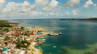 Dapa Feribot Terminali. Siargao, Filipinler.